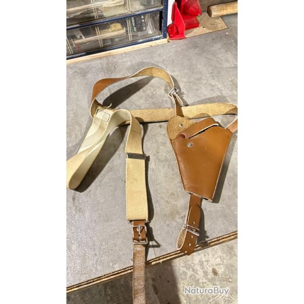 Holster cuir