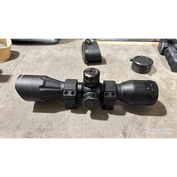 Optique UTG 4x32 mil-dot, colliers et bonnettes tactiques