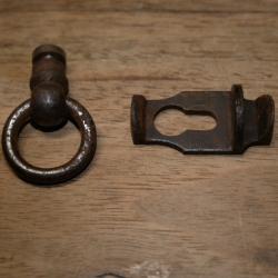 Anneau de calotte et son verrou de Revolver 1892 r&eacute;glementaire