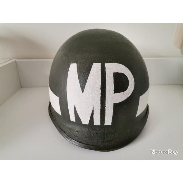Casque M1 police militaire arm�e am�ricaine guerre du Vietnam