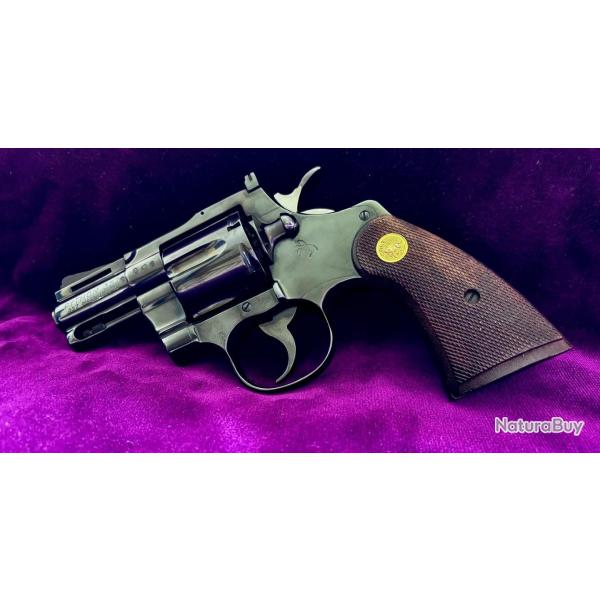 REVOLVER COLT PYTHON, 1960s (Handmade) Snub nose, Calibre 357magnum, USA, cat�gorie B