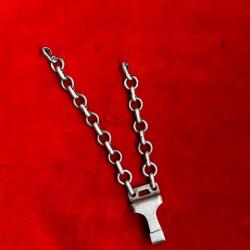 b&eacute;li&egrave;re chaine pour dague