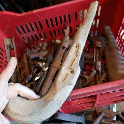 Crosse de pistolet &agrave; percussion