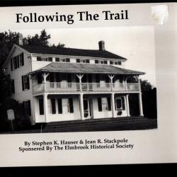 Following the Trail: The Story of Bluemound Road de stephen k hauser , &eacute;volution d'une petite ville