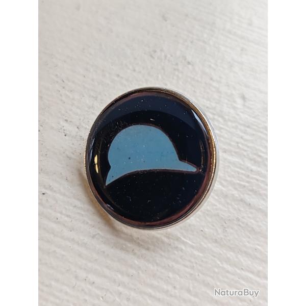 INSIGNE M�TAL DE LA 93 EME DIUS