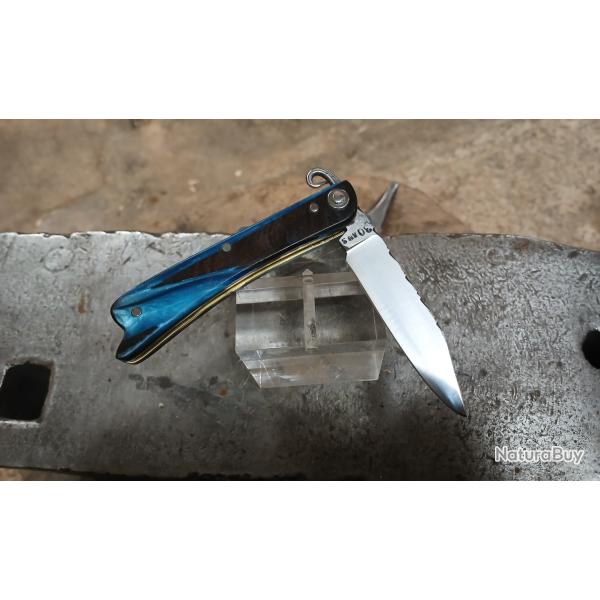 Couteau pliant de r�gion