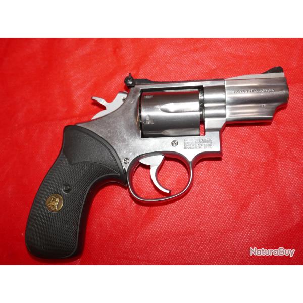 Revolver SMITH & WESSON 66-3 canon de 2.5" en 38/357 mag
