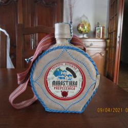 bouteille de vin yougoslave