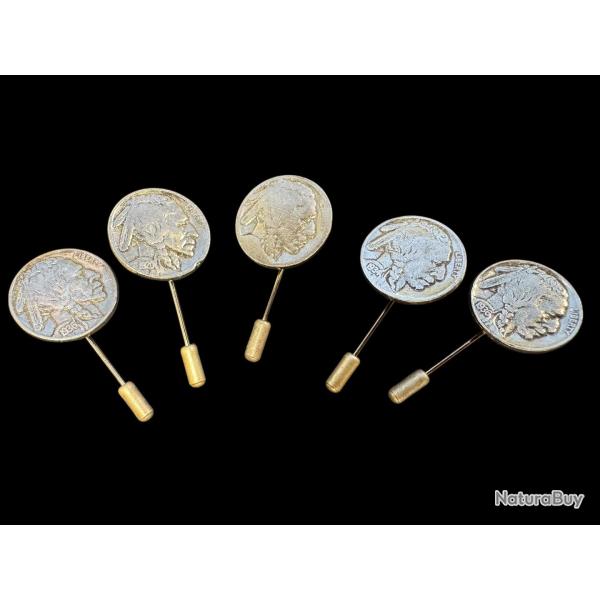 broche fabriqu�e dans ann�es 1950 par les indiens des r�serves  avec des pi�ces de 5 cents 1934/35.