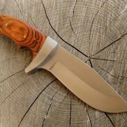 Couteau de Chasse Mil-Tec - Lame Fixe Acier 420 - Manche en Bois avec Garde Inox - &Eacute;tui en Cuir