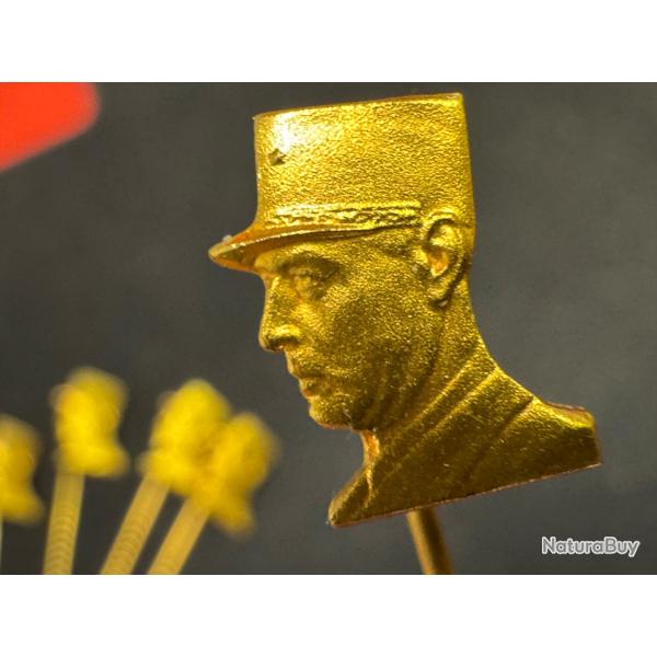 �pinglette g�n�ral de gaulle.  m�daille broche.