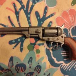 R&eacute;plique non fonctionnelle Colt 1951 Navy