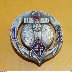 1&deg; R&eacute;giment d'Infanterie Coloniale, sans date, FABRICANT ARTHUS BERTRAND PARIS  ,HOMOLOGATION 179, E