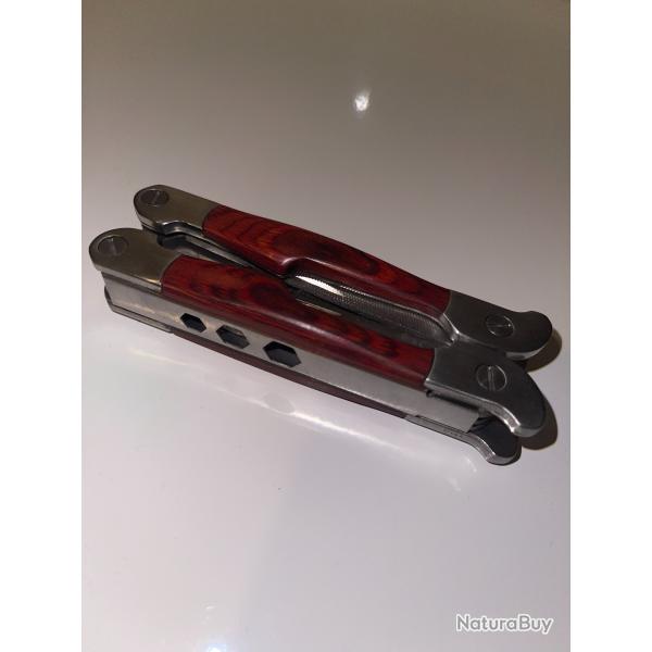 Couteau multifonctions