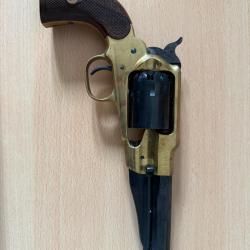 Revolver PN pietta remington 1858 canon 5 pouces 1/2 cal. 44 + kit nettoyage + 6 chemin&eacute;es + cl&eacute;