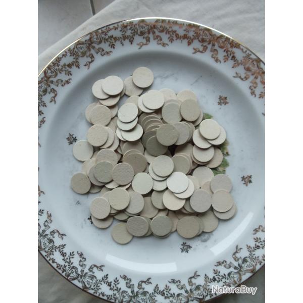 Lot de 100 cartons blancs ancien .�n  calibre 16.