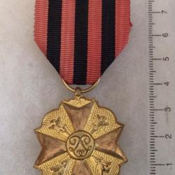 BELGIQUE - D&eacute;coration civique - MEDAILLE CIVIQUE de 1&egrave;re classe OR M&eacute;daille civique: pour 25 ans