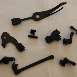 Lot de pi&egrave;ces d&eacute;tach&eacute;es pour le pistolet Makarov
