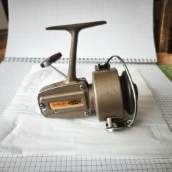 Moulinet de p&ecirc;che Daiwa ball-bearing 7300H vintage