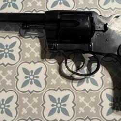 Superbe Colt New Army 1895 cal .38LC Cat&eacute;gorie D