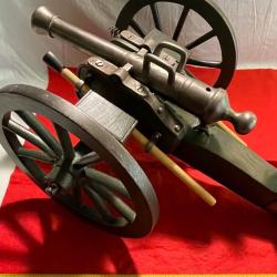 petit canon armurier tire balle d'empire avec poudre noire
