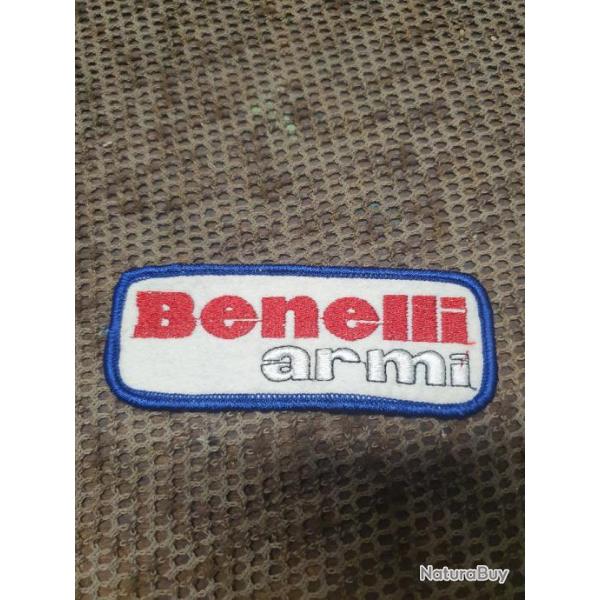 �cusson en tissus brod� de la marque d'armes BENELLI