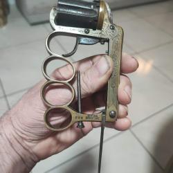 Exceptionnel revolver syst&egrave;me apache s&eacute;rie 263 poin&ccedil;on JD couronn&eacute;