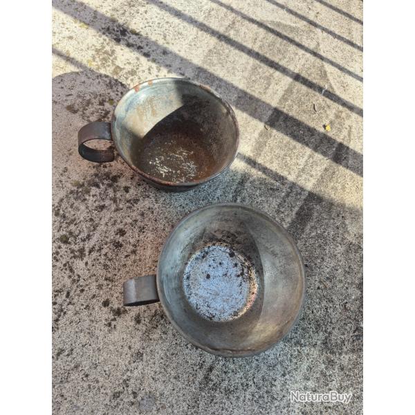 Lot de deux quarts dit colonials ww1