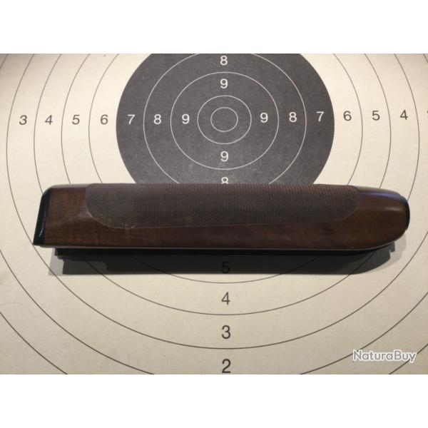 DEVANT FUSIL FABARM CALIBRE 12