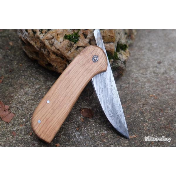 Couteau Pi�montais Manche Bois Olivier Lame Acier Damas 128 Couches Trailing Point Fabr Artisanat