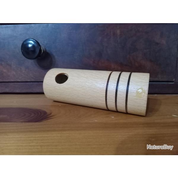 Appeau Palombes en bois.