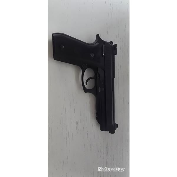 Pistolet taurus PT 92 9x19(9mmLuger)