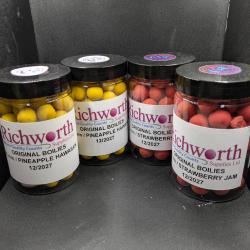 Lot 389 / RICHWORTH,original BOILIES reconditionn&eacute; en bo&icirc;te+Dip booster offert pro elite baits.