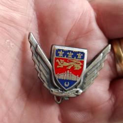 INSIGNE BA 106 BORDEAUX MERIGNAC ( DRAGO PARIS - A 702 )