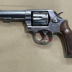 revolver Smith & Wesson mod. 64 calibre 38 sp. canon de 4"