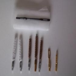 Necessaire de nettoyage pour armes