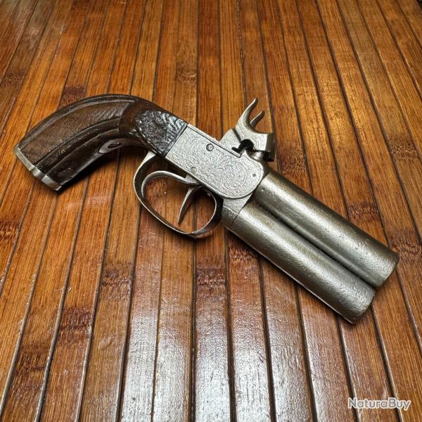 BEAU ET MOINS COURANT PISTOLET DERRINGER  SUPERPOS� A PERCUSSION