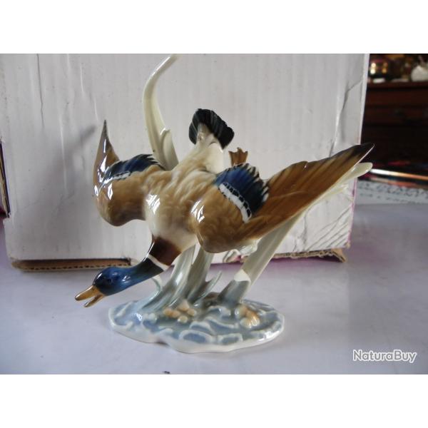 Figurine vintage Lorenz Hutchenreuther Mini Canard colvert en vol en porcelaine