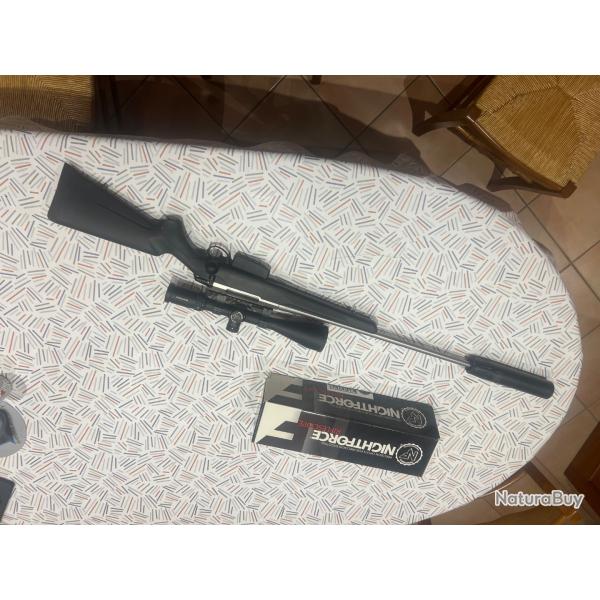 Carabine tikka T3x gaucher stainless avec mod�rateur de son et lunette nightforce