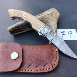 couteau de poche pliant  Fait &Agrave; Main Lame Acier Damas Manche en bois de olive 79