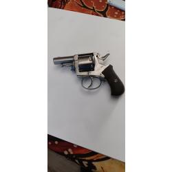 Joli british Buldog 380