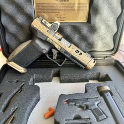 CANIK TTI COMBAT CAL 9X19 + Point rouge TRIJICON RMR 3.25 MOA