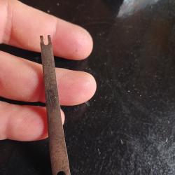 Ressort revolver a broche et centrale