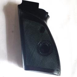 Plaquettes crosse droitier pour  pistolets 22 Lr - BERETTA  - mod&egrave;le 76 / 74 / etc...