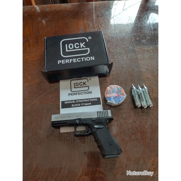 GLOCK 17 g�n�ration 4 billes d'acier 4,5