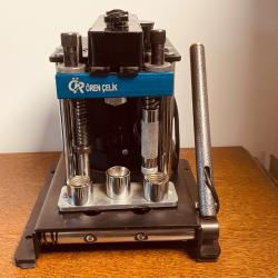 PRESSE RECARGEMENT DU CAL.10 au 410