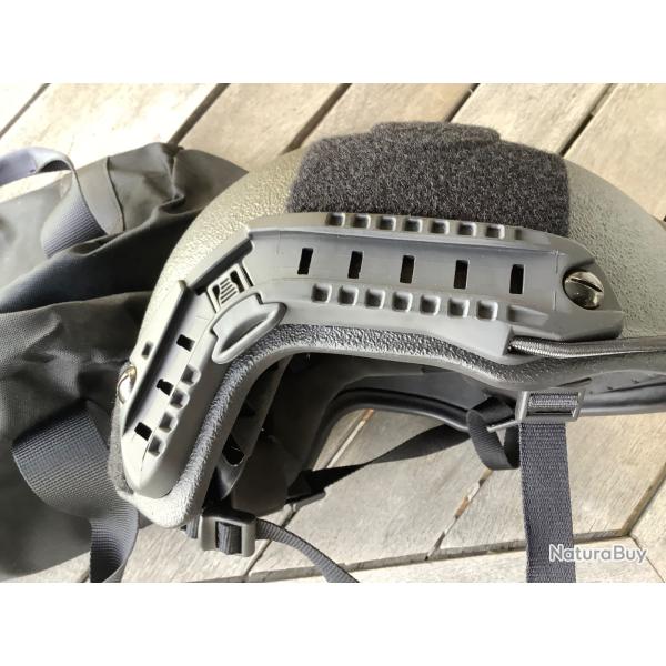 Casque Balistique pare balle NIJ 3A neuf Noir taille L . XL REGLABLE