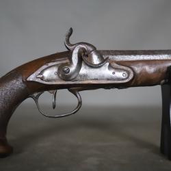 Pistolet de voyage 18&egrave;me si&egrave;cle transform&eacute; &agrave; percussion au cours du 19&egrave;me si&egrave;cle