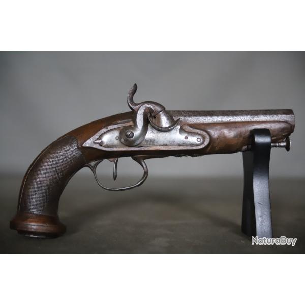 Pistolet de voyage 18�me si�cle transform� � percussion au cours du 19�me si�cle