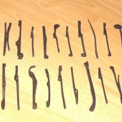 lot 20 ressorts de couteaux pliants de Ch&acirc;tellerault - VENDU PAR JEPERCUTE (D20M126a)
